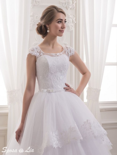 https://sposa-lia.com/images/stories/virtuemart/product/024(1).jpg