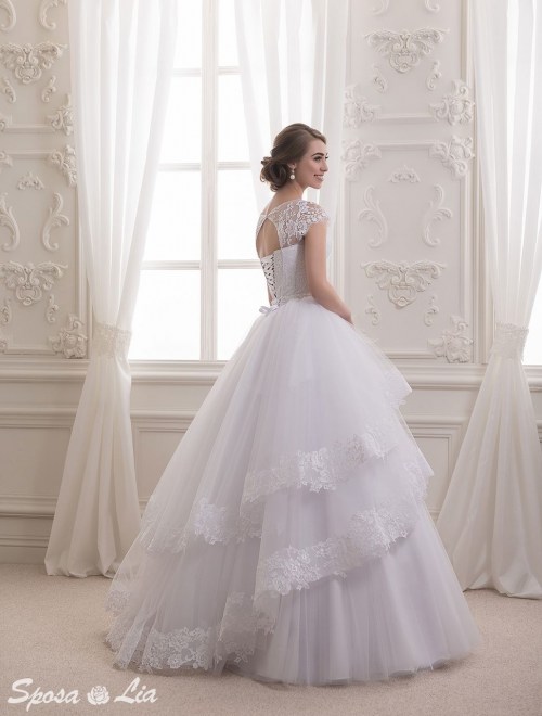 https://sposa-lia.com/images/stories/virtuemart/product/024(2).jpg