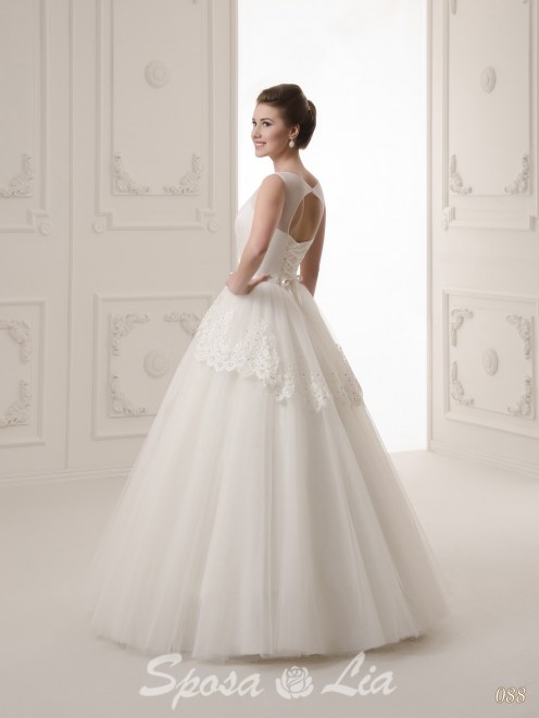 https://sposa-lia.com/images/stories/virtuemart/product/088-(3).jpg