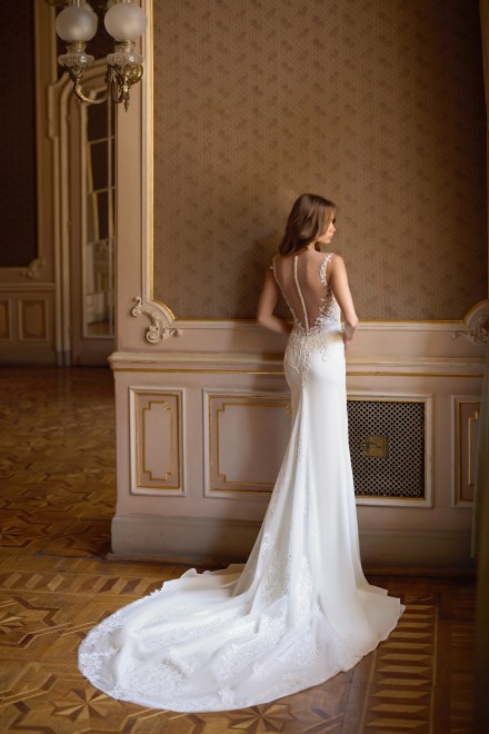 https://sposa-lia.com/images/stories/virtuemart/product/18_kimberly_03.jpg