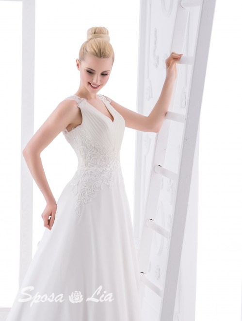 https://sposa-lia.com/images/stories/virtuemart/product/586-28.jpg