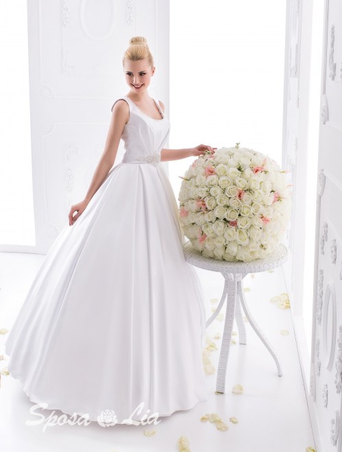 Wedding dress 043 588-11