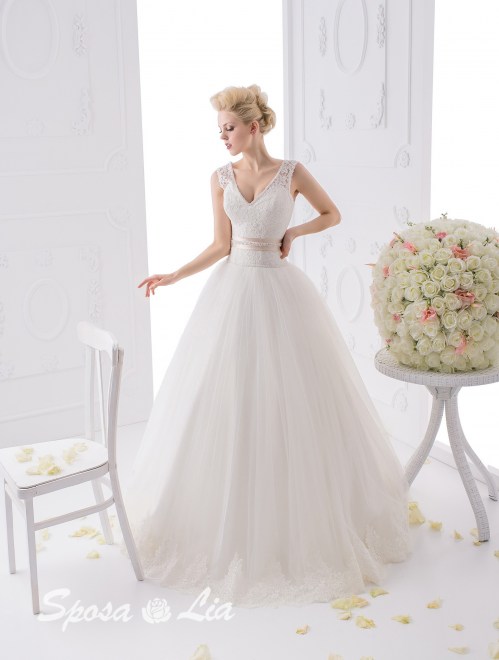 Wedding dress 046 591-15