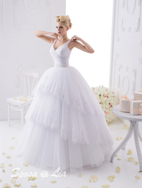 Wedding dress 048 593-19