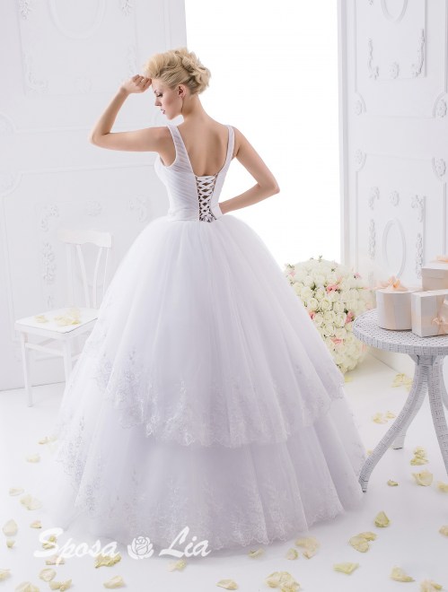 https://sposa-lia.com/images/stories/virtuemart/product/593-26.jpg