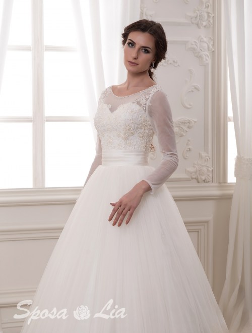 https://sposa-lia.com/images/stories/virtuemart/product/726-jn-(2).jpg