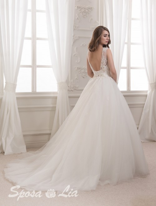 https://sposa-lia.com/images/stories/virtuemart/product/864-gi-(2).jpg