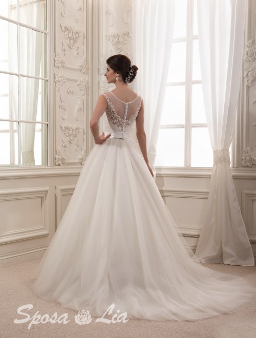 https://sposa-lia.com/images/stories/virtuemart/product/872-gi-(3).jpg