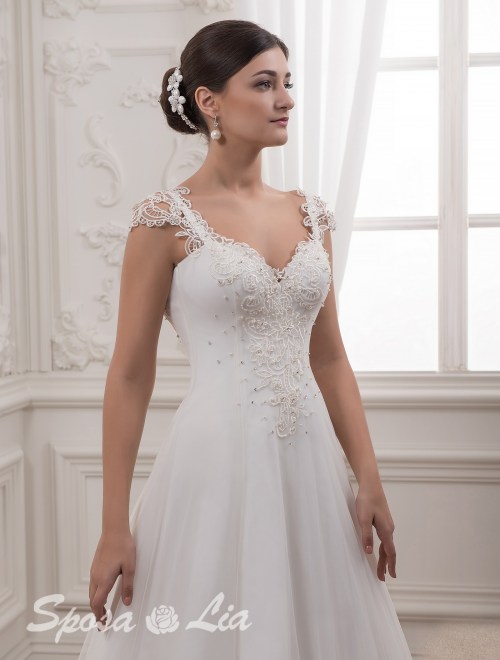 https://sposa-lia.com/images/stories/virtuemart/product/878-gi-(2).jpg