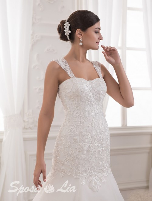 https://sposa-lia.com/images/stories/virtuemart/product/879-gi-(2).jpg