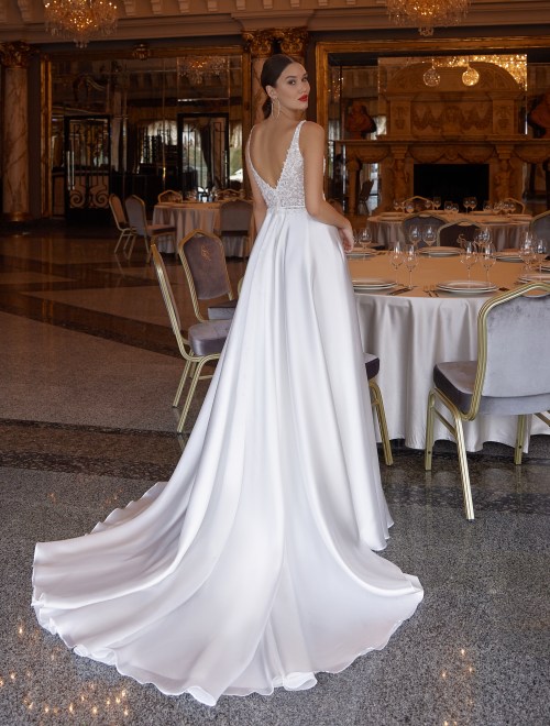 https://sposa-lia.com/images/stories/virtuemart/product/Amber(3).jpg