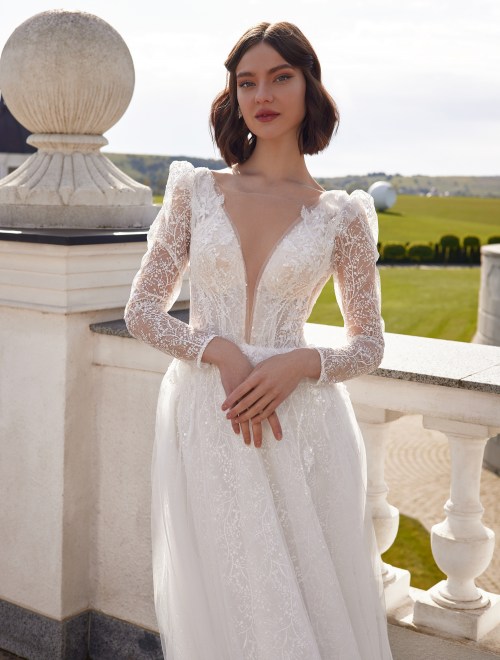 https://sposa-lia.com/images/stories/virtuemart/product/Andrea(2).jpg