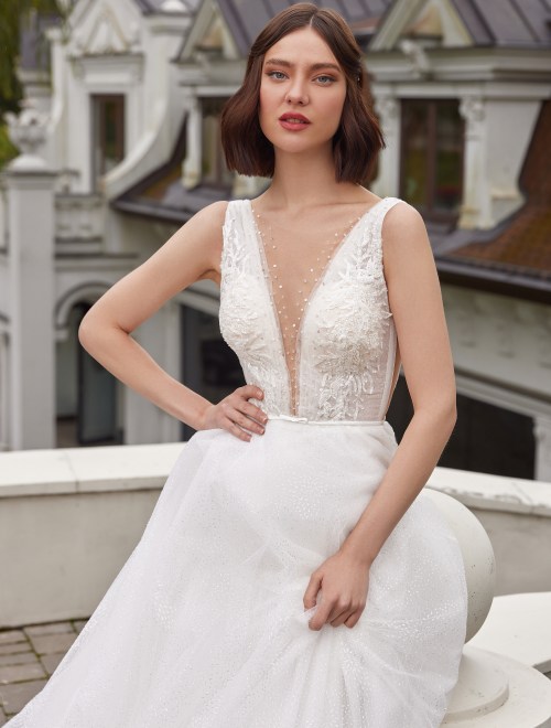 https://sposa-lia.com/images/stories/virtuemart/product/Aurora(2).jpg