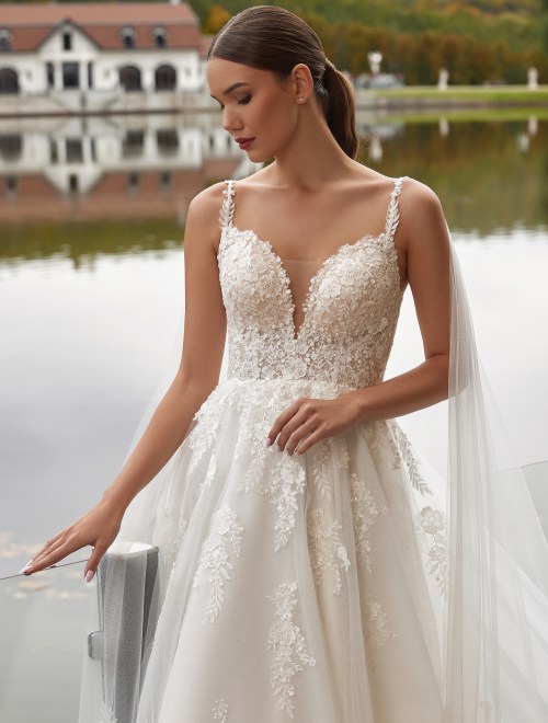 https://sposa-lia.com/images/stories/virtuemart/product/Charly(2).jpg