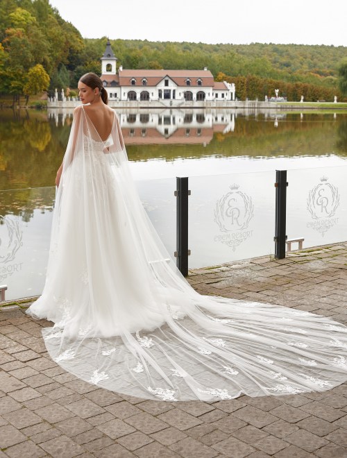 https://sposa-lia.com/images/stories/virtuemart/product/Charly(3).jpg