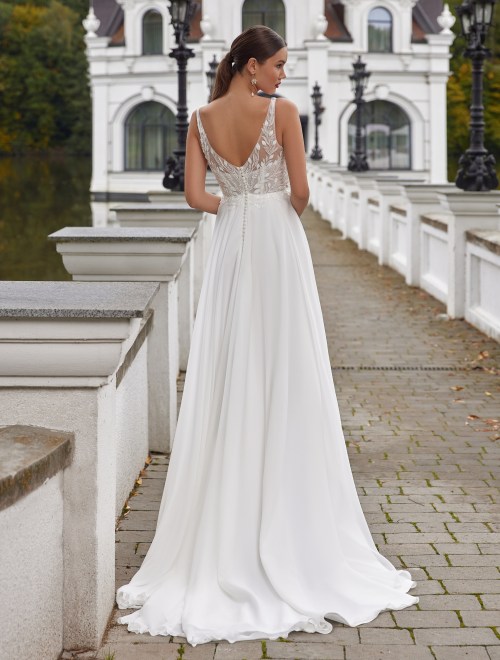 https://sposa-lia.com/images/stories/virtuemart/product/Margarita(3).jpg