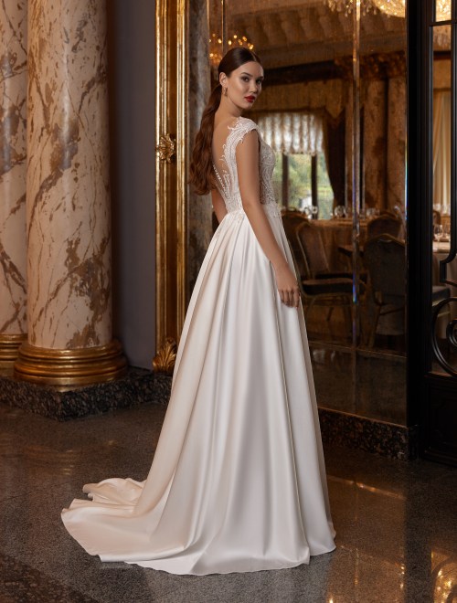 https://sposa-lia.com/images/stories/virtuemart/product/Taya(3).jpg