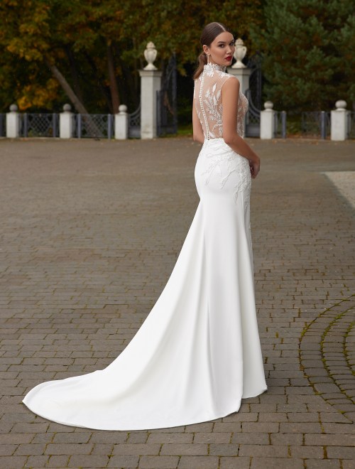 https://sposa-lia.com/images/stories/virtuemart/product/Veronica(3).jpg