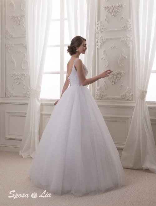https://sposa-lia.com/images/stories/virtuemart/product/dsc_1688.jpg