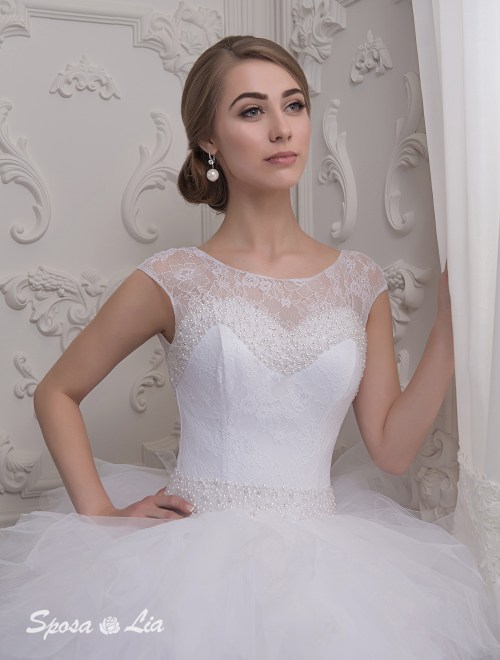 https://sposa-lia.com/images/stories/virtuemart/product/dsc_1813.jpg