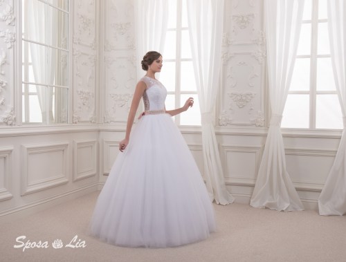 https://sposa-lia.com/images/stories/virtuemart/product/dsc_4716.jpg